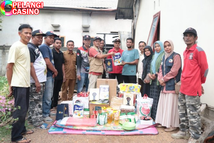 Pemkab Aceh Besar Salurkan Bantuan Masa Panik untuk Korban Kebakaran di Meunasah Intan KBJ