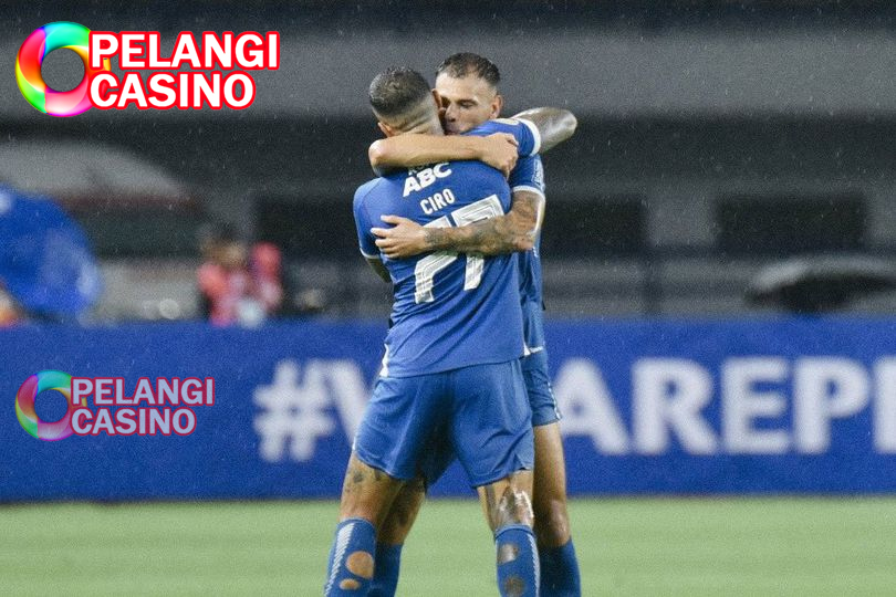 Ciro Alves merayakan golnya ke gawang Borneo FC, Jumat (22/11/2024)