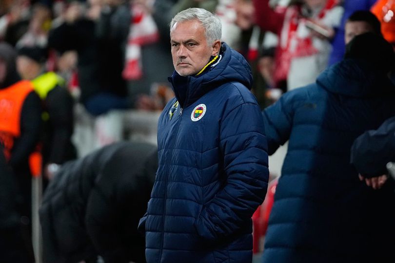 Protes Jose Mourinho Bikin Liga Turki Catat Sejarah Baru: Pertama Pakai Wasit Asing!